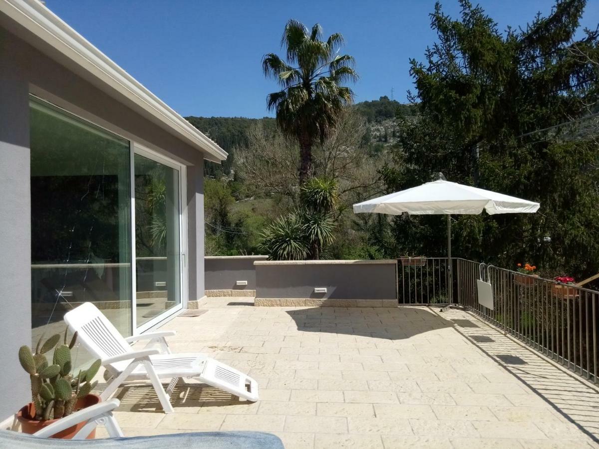 Casa Vacanze Irmino Garden Villa Ragusa Exterior foto